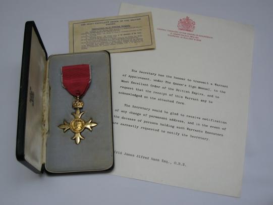 Fine Original Large OBE Solid Silver/Gold Gilt Medal & Presentation Case and appointment letter