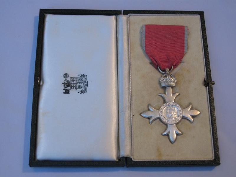 Original Full Size 1935 Cased Sterling Silver MBE.