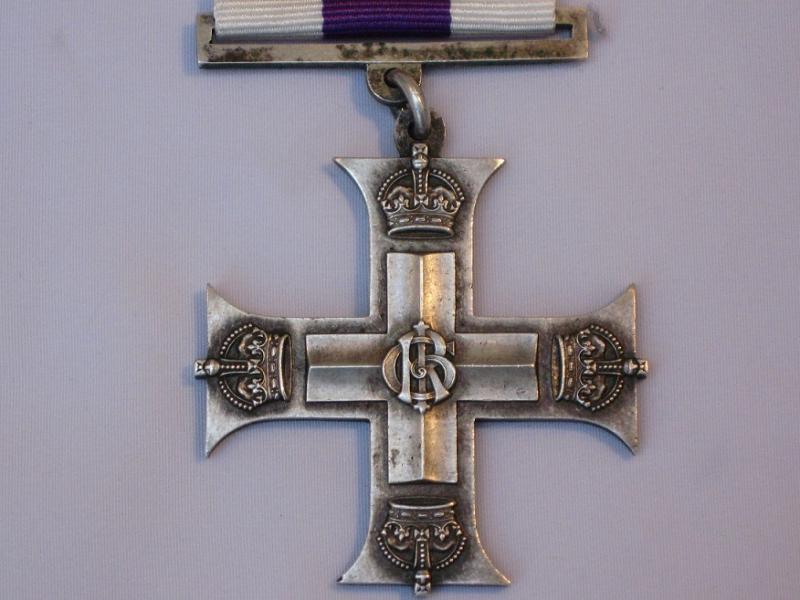 WWI Silver Full Size Military Cross Gallantry Medal. Original World War 1 Sterling Silver Full Size Military Cross