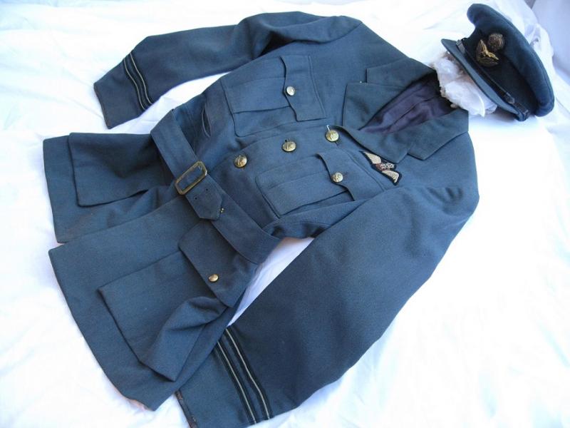 Early WWII Battle of Britain 1939 RAF Officers Tunic and Peaked Cap