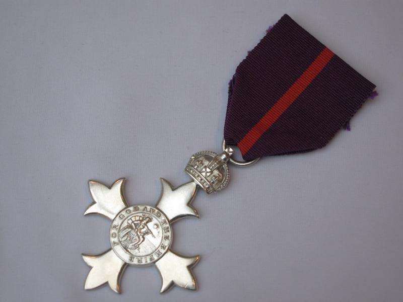 Rare Issue Original Military MBE Solid Silver Medal 1935 Garrard of London First Type.