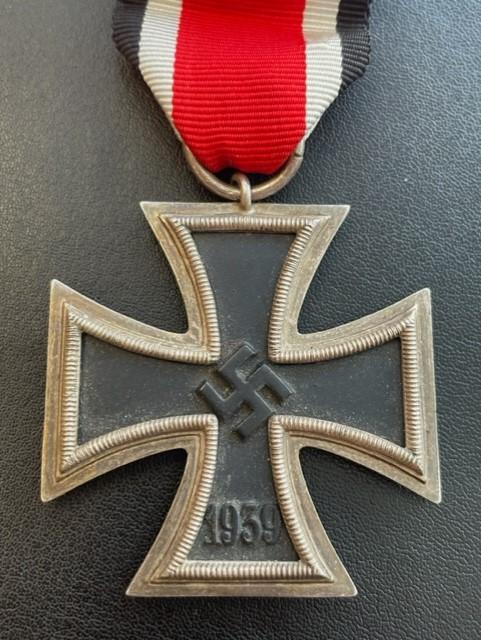 WWII GERMAN IRON CROSS 2ND CLASS WITH RIBBON.