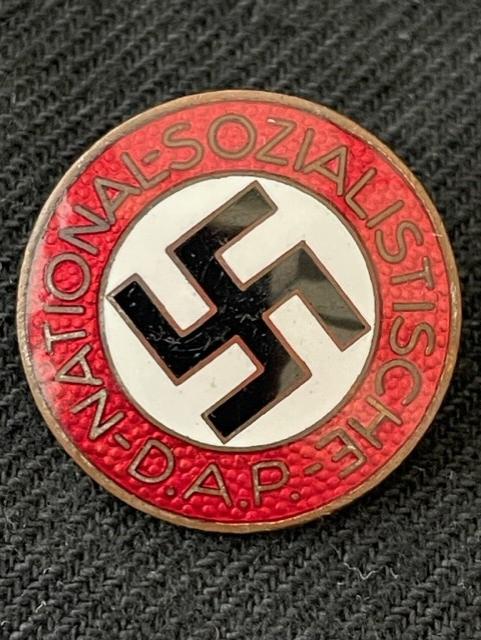 WWII EARLY GERMAN NSDAP PARTY BADGE BY FRITZ ZIMMERMANN