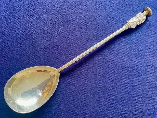 LARGE VICTORIAN ENGLISH STERLING SILVER SEAL END APOSTLE SPOON 1890.
