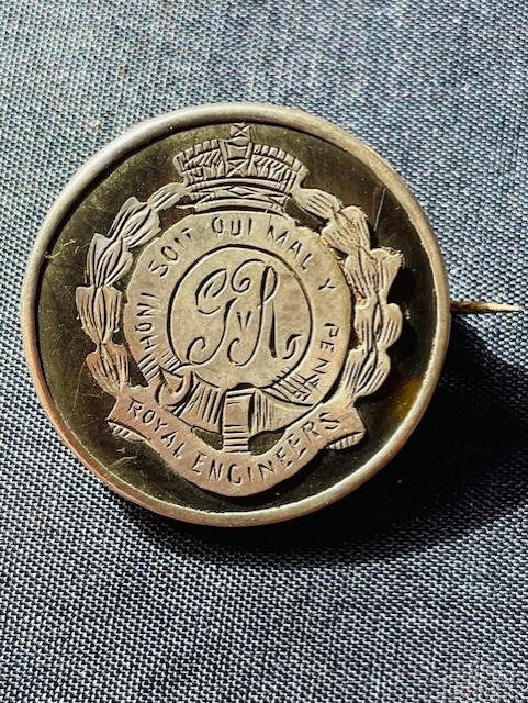 WWI STERLING SILVER/TORTOISE SHELL SWEETHEART BADGE ROYAL ENGINEERS 1915.