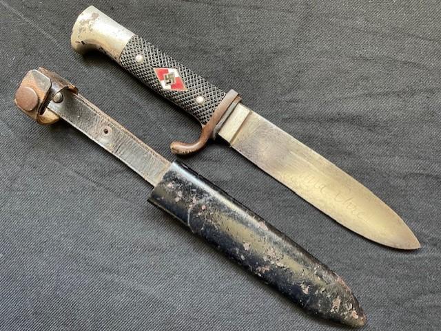 WW2 HITLER YOUTH KNIFE WITH MOTTO AND RZM STAMPED 1938 M7/51 ANTON WINGEN JR. SOLINGEN
