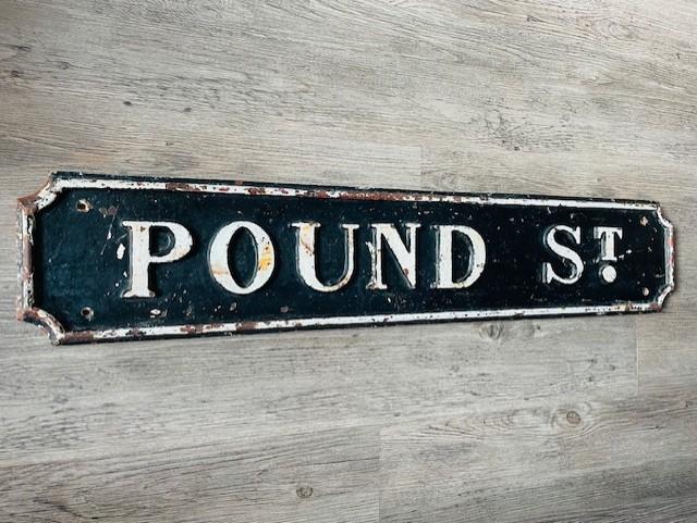 ORIGINAL BRITISH HEAVY CAST IRON VICTORIAN STREET SIGN POUND ST.