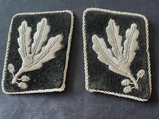 FINE PAIR OF ORIGINAL GERMAN WWII WAFFEN -SS HIGH RANKING COLLAR PATCHES BRIGADEFUHRER