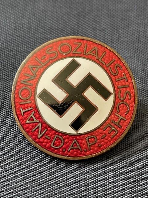 WWII EARLY GERMAN NSDAP PARTY BADGE BY FRITZ ZIMMERMANN