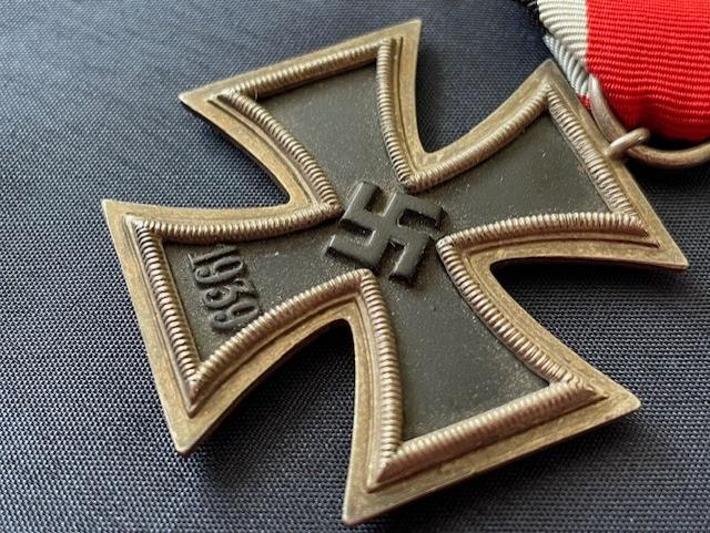 WWII GERMAN IRON CROSS 2ND CLASS WITH RIBBON.