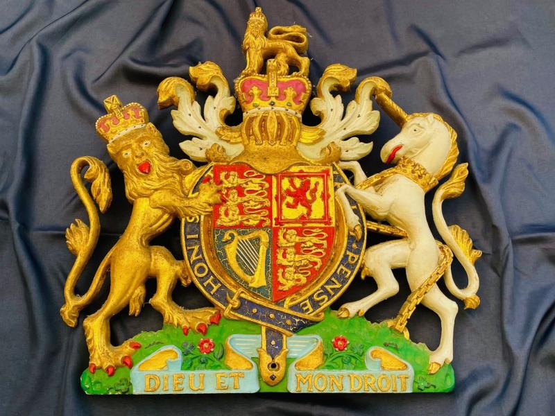Beautiful Large Heavy early 1950s Elizabeth II Metal Royal Coat of Arms wall plaque.