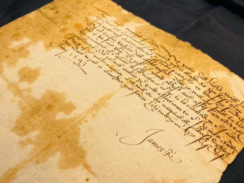 TOTALLY AUTHENTIC ORIGINAL KING JAMES I 1593 HAND INK SIGNED DOCUMENT.