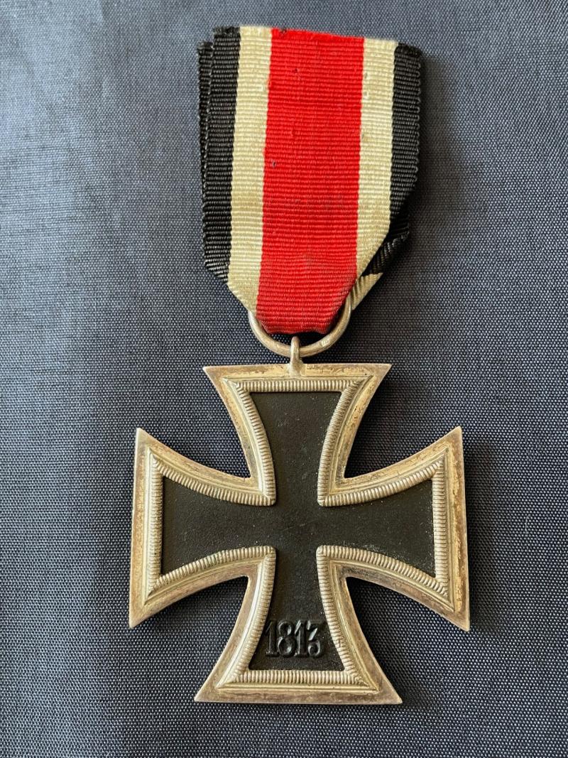 RARE WWII IRON CROSS 2RD CLASS RING STAMPED 4, STEINHAUER & LUCK OF LUDENSCHHELD.