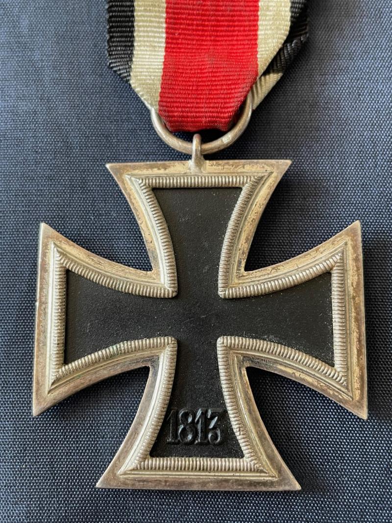 RARE WWII IRON CROSS 2RD CLASS RING STAMPED 4, STEINHAUER & LUCK OF LUDENSCHHELD.