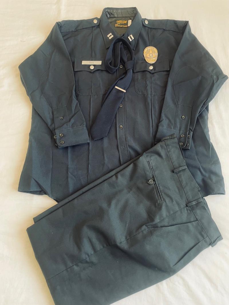 ORIGINAL VINTAGE LAPD LOS ANGELES POLICE SET RANK OF CAPTAIN.