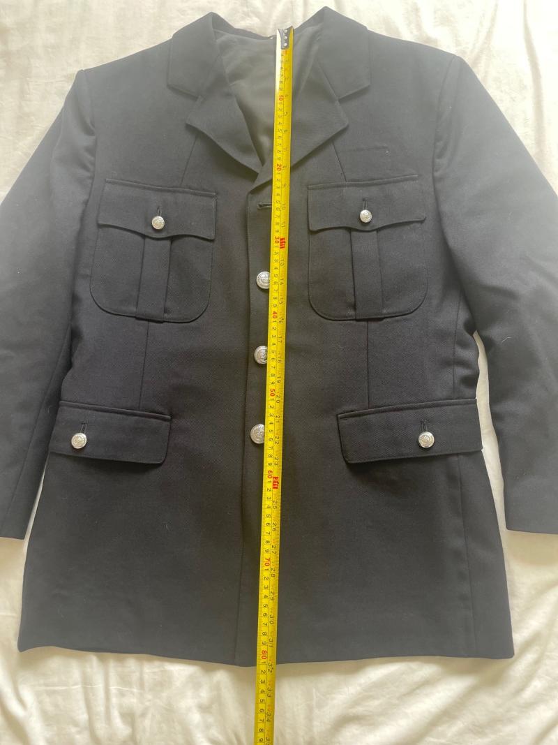 WONDERFUL VINTAGE ORIGINAL ELIZABETH II METROPOLITAN PC TUNIC AND TROUSERS. ADDITIONAL PHOTOS