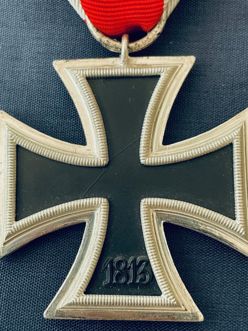 STUNNING WWII IRON CROSS 2ND CLASS RING STAMPED 40, OF BERG & NOLTE OF LUDENSCHHEID
