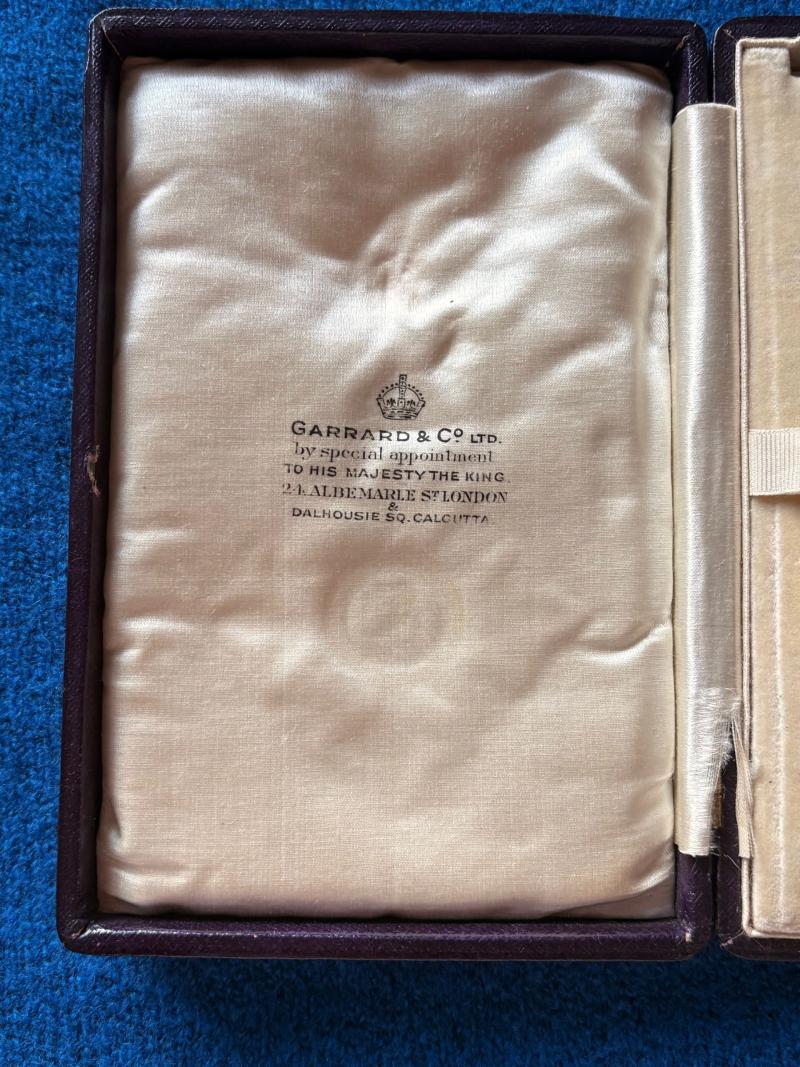 FANTASTIC WW1 WARTIME BRITISH CASED 1ST TYPE MILITARY CBE MEDAL. ADDITIONAL PHOTOS